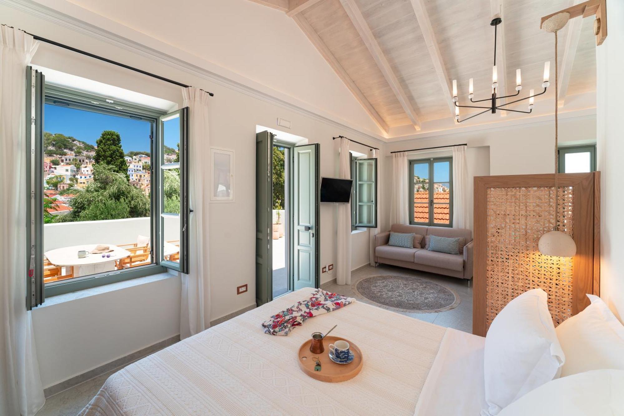 Nisomar Suites Sými Luaran gambar