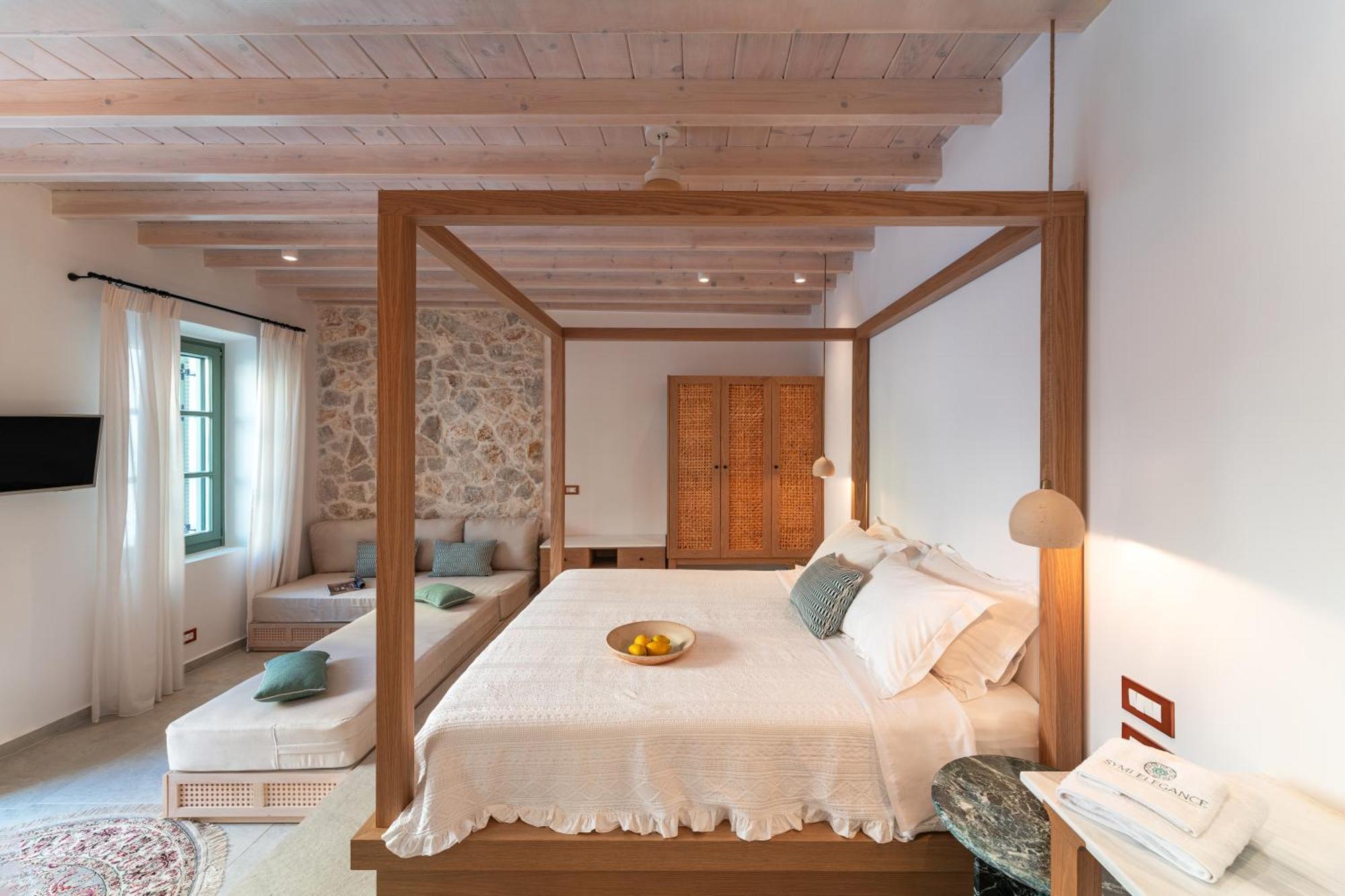 Nisomar Suites Sými Luaran gambar